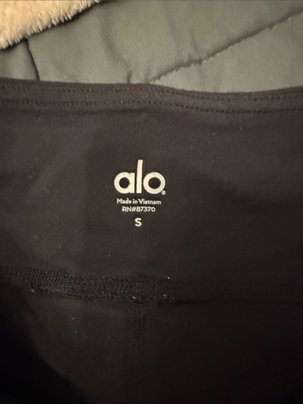 ALO Yoga Black Moto-Panel Leggings - Picture 2 of 3